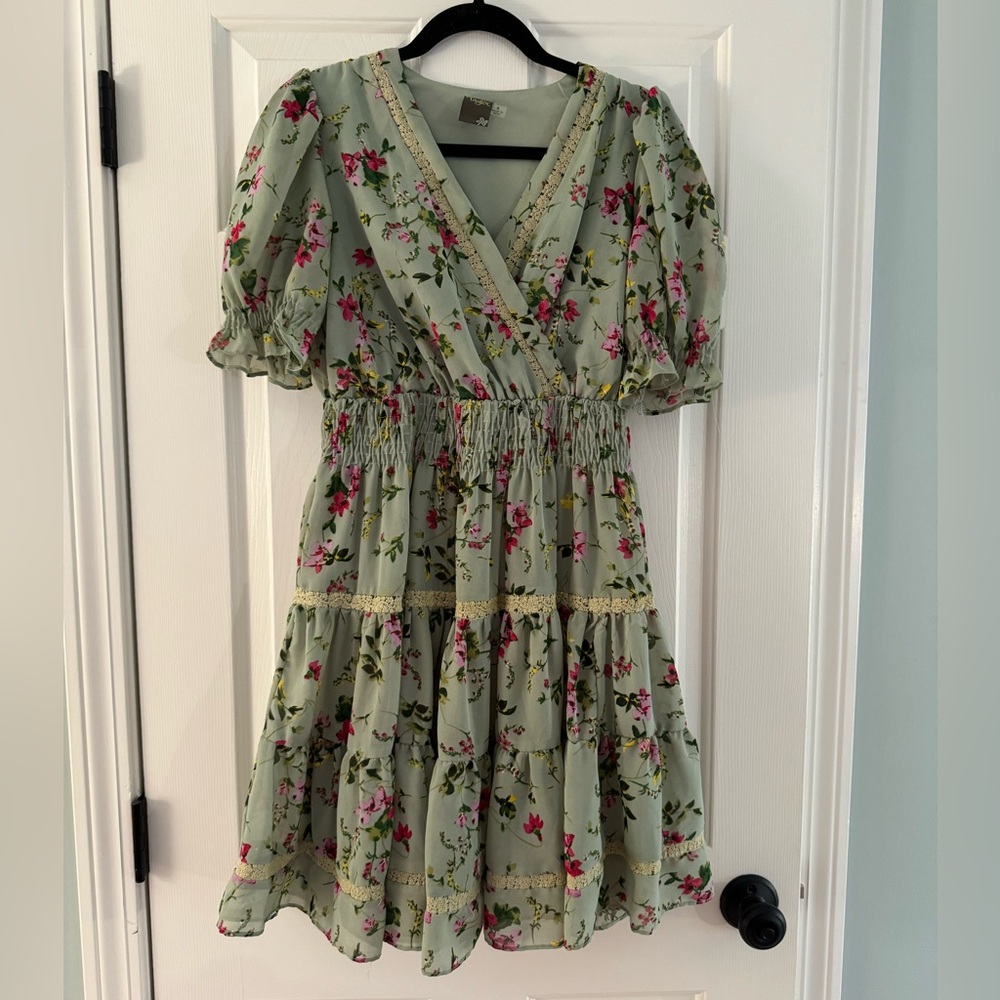 Taylor floral dress